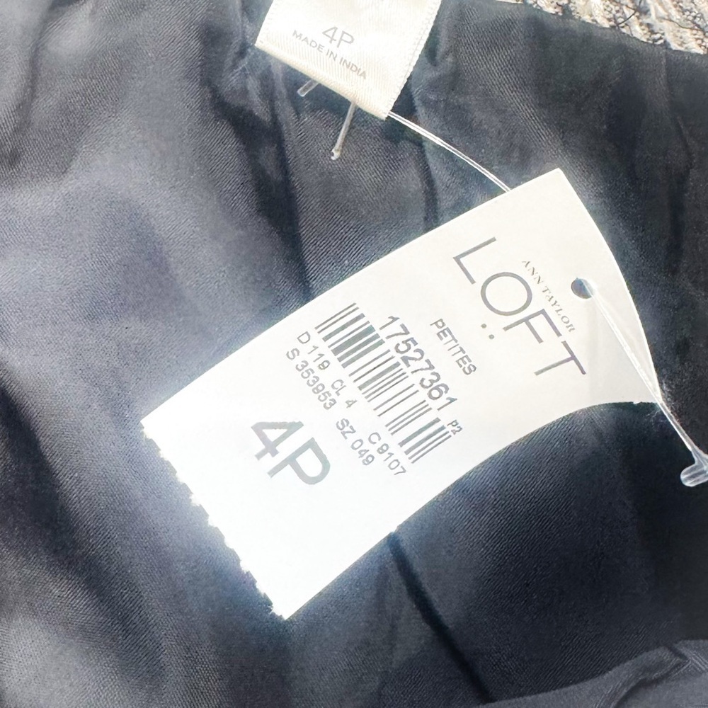 NWT Ann taylor loft skirt black/ gray metallic size 4 petite - Picture 5 of 5